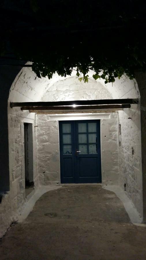 Lovely Traditionnal House With Sea View Tirós Екстериор снимка